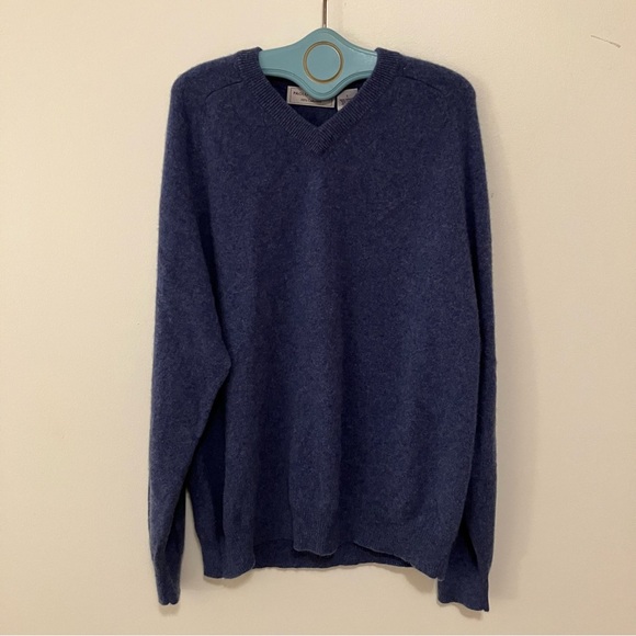 Men’s Cashmere Sweater Large Blue Heathered V Neck Classic Preppy Nautical - Picture 1 of 5